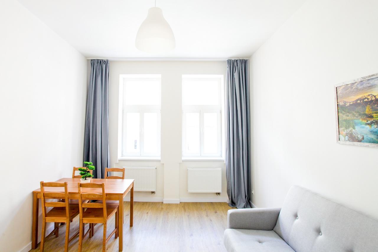 Churchill Apartments Praag Buitenkant foto